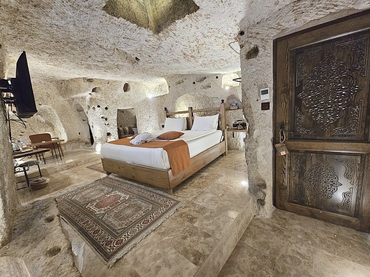 Sadarbībā ar «Turkish Airlines» nakšņojam Kapadokijas alu viesnīcā «Peruna Cave Hotel» 364601