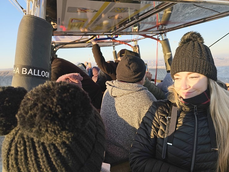 Sadarbībā ar «Turkish Airlines» saullēkta gaismā lidojam ar gandrīz 100 gaisa baloniem vienlaicīgi Sadarbībā ar «Turkish Airlines» saullēkta gaismā lidojam ar gandrīz 100 gaisa baloniem vienlaicīgi 364715