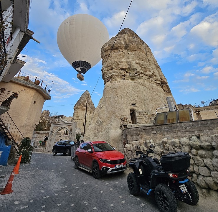 Sadarbībā ar «Turkish Airlines» ar 4 nakšņojumiem iepazīstam Kapadokijas alu viesnīcu «Peruna Cave Hotel» Sadarbībā ar «Turkish Airlines» ar 4 nakšņojumiem iepazīstam Kapadokijas alu viesnīcu «Peruna Cave Hotel» 364768