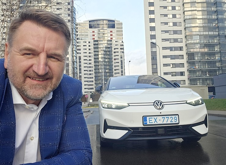 Ar jauno Volkswagen ID.7 ceļojam uz viesu namu «Bergervilla» Valkas novadā 366017