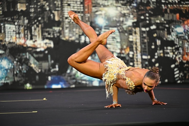 No Japānas atgriezusies Latvijas komanda, kas veiksmīgi ņēma dalību IFBB Pasaules čempionātā. Foto: Kristīne Vederņikova No Japānas atgriezusies Latvijas komanda, kas veiksmīgi ņēma dalību IFBB Pasaules čempionātā. Foto: Kristīne Vederņikova 366372