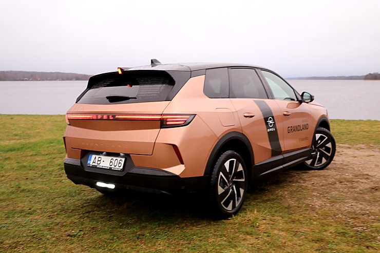 Sadarbībā ar «Auto Blitz» apceļojam Latviju ar jauno un Vācijā ražoto «Opel Grandland GS Hybrid» Sadarbībā ar «Auto Blitz» apceļojam Latviju ar jauno un Vācijā ražoto «Opel Grandland GS Hybrid» 367109