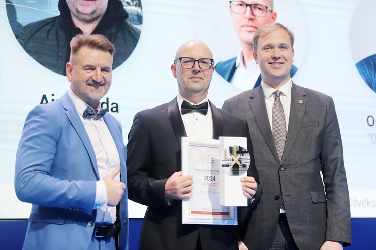«GADA CILVĒKS TŪRISMĀ 2024» apbalvošanas ceremonija tūrisma izstādē «Balttour 2025». “Uzņēmējs/vadītājs transporta nozarē” - “Sixt Baltija un Somija” «GADA CILVĒKS TŪRISMĀ 2024» apbalvošanas ceremonija tūrisma izstādē «Balttour 2025». “Uzņēmējs/vadītājs transporta nozarē” - “Sixt Baltija un Somija” 367322