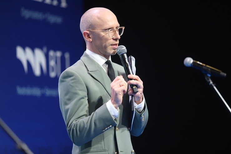 «GADA CILVĒKS TŪRISMĀ 2024» apbalvošanas ceremonija tūrisma izstādē «Balttour 2025». Foto: Rojs Maizītis «GADA CILVĒKS TŪRISMĀ 2024» apbalvošanas ceremonija tūrisma izstādē «Balttour 2025». Foto: Rojs Maizītis 367318