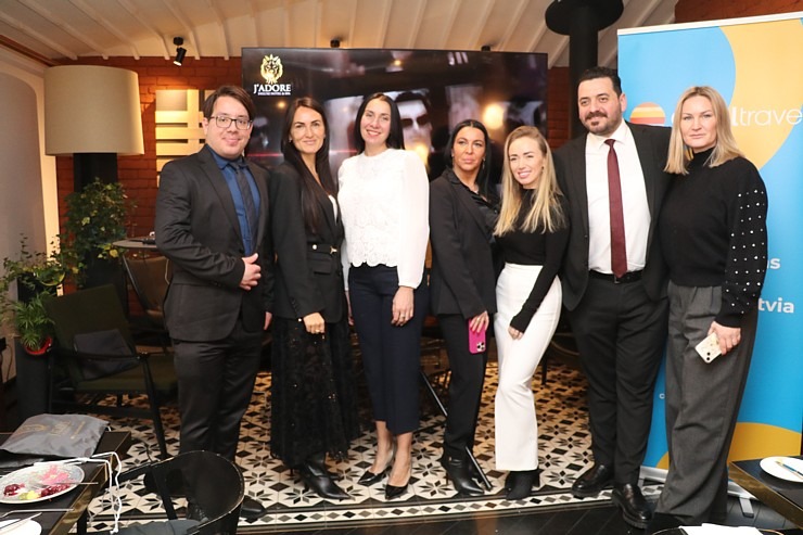 «Coral Travel Latvia» kopā Turcijas luksus viesnīcu «Jadore Deluxe Hotel & Spa» ielūdz uz brokastīm Latvijas tūrisma firmas «Coral Travel Latvia» kopā Turcijas luksus viesnīcu «Jadore Deluxe Hotel & Spa» ielūdz uz brokastīm Latvijas tūrisma firmas 367587