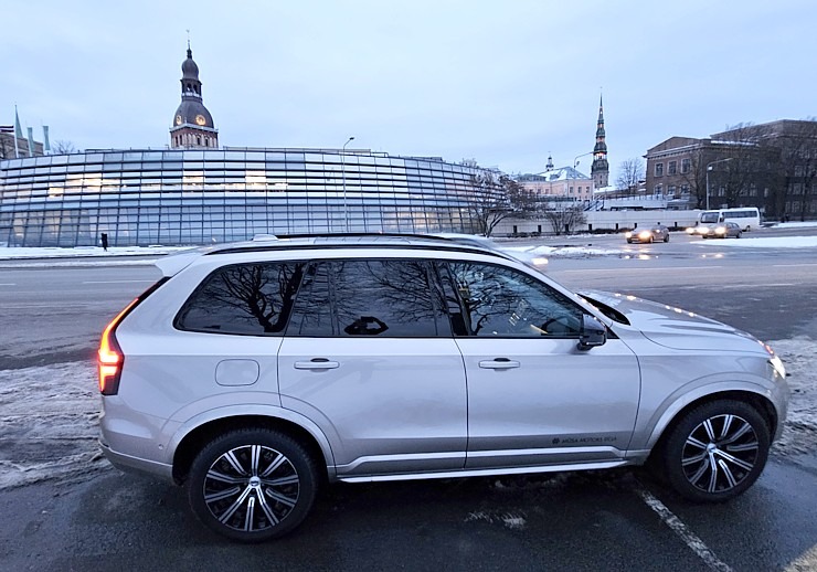 Apceļojam Latviju ar 455 zirgspēku jaudīgo Volvo XC90 Plug-in sadarbībā ar «Volvo Mūsa Motors Rīga» Apceļojam Latviju ar 455 zirgspēku jaudīgo Volvo XC90 Plug-in sadarbībā ar «Volvo Mūsa Motors Rīga» 368132