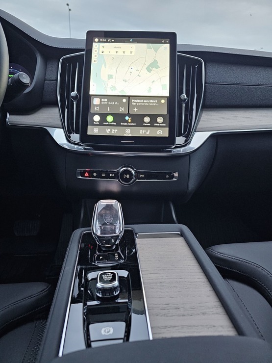 Apceļojam Latviju ar 455 zirgspēku jaudīgo Volvo XC90 Plug-in sadarbībā ar «Volvo Mūsa Motors Rīga» Apceļojam Latviju ar 455 zirgspēku jaudīgo Volvo XC90 Plug-in sadarbībā ar «Volvo Mūsa Motors Rīga» 368137