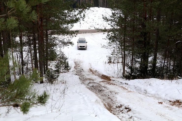 Apceļojam Latviju ar 455 zirgspēku jaudīgo Volvo XC90 Plug-in sadarbībā ar «Volvo Mūsa Motors Rīga» 368146