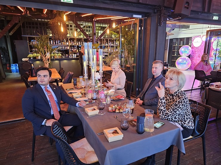 «Coral Travel Latvia» kopā Turcijas luksus viesnīcu tīklu «Rixos Hotels» ielūdz uz brokastīm Latvijas tūrisma firmas «Coral Travel Latvia» kopā Turcijas luksus viesnīcu tīklu «Rixos Hotels» ielūdz uz brokastīm Latvijas tūrisma firmas 368257