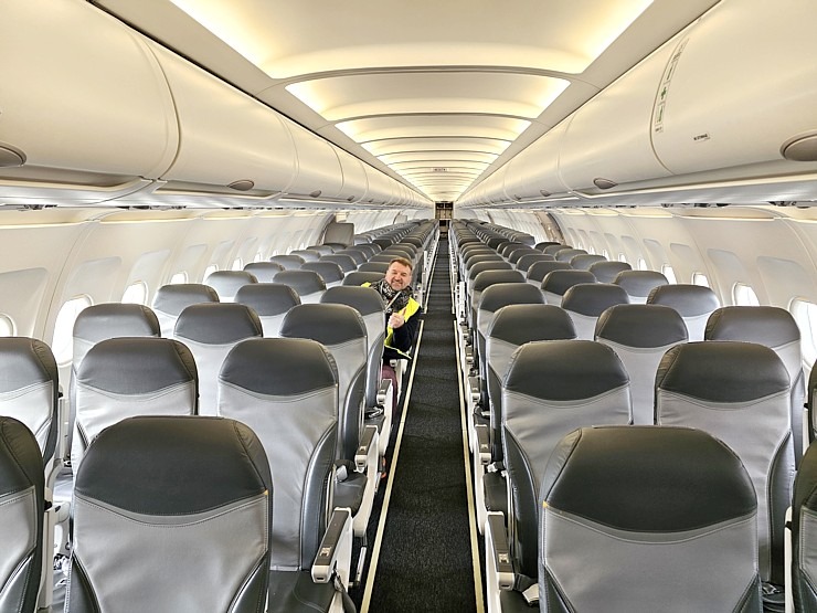 Lidsabiedrība «SmartLynx Airlines» iepazīstina Travelnews.lv ar lidmašīnu «Airbus A321» un kompānijas biznesu Lidsabiedrība «SmartLynx Airlines» iepazīstina Travelnews.lv ar lidmašīnu «Airbus A321» un kompānijas biznesu 369209
