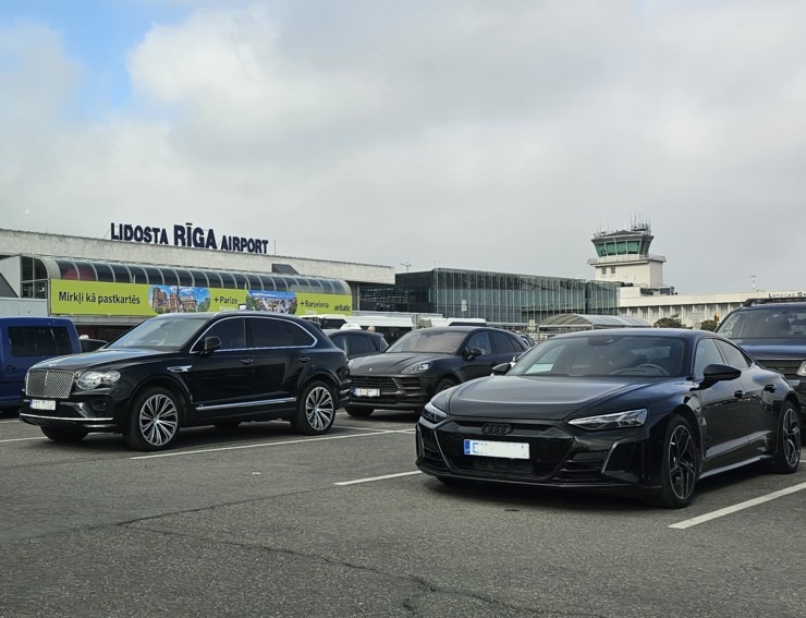 Lidsabiedrība «SmartLynx Airlines» iepazīstina Travelnews.lv ar lidmašīnu «Airbus A321» un kompānijas biznesu Lidsabiedrība «SmartLynx Airlines» iepazīstina Travelnews.lv ar lidmašīnu «Airbus A321» un kompānijas biznesu 369218