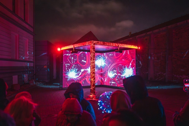 Liepāja 400 gadu jubilejas svinībās iekrāsojas spožās gaismās 369250