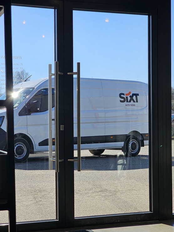Sadarbībā ar auto nomu «Sixt Latvija» ceļojam ar jauno kravas furgonu «Renault Master» uz Latgali Sadarbībā ar auto nomu «Sixt Latvija» ceļojam ar jauno kravas furgonu «Renault Master» uz Latgali 369283