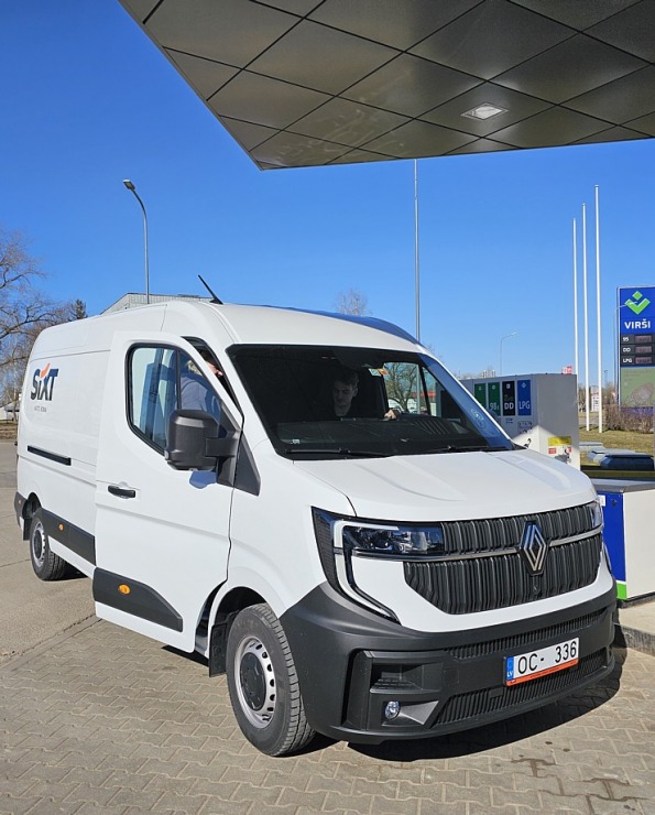 Sadarbībā ar auto nomu «Sixt Latvija» ceļojam ar jauno kravas furgonu «Renault Master» uz Latgali Sadarbībā ar auto nomu «Sixt Latvija» ceļojam ar jauno kravas furgonu «Renault Master» uz Latgali 369294