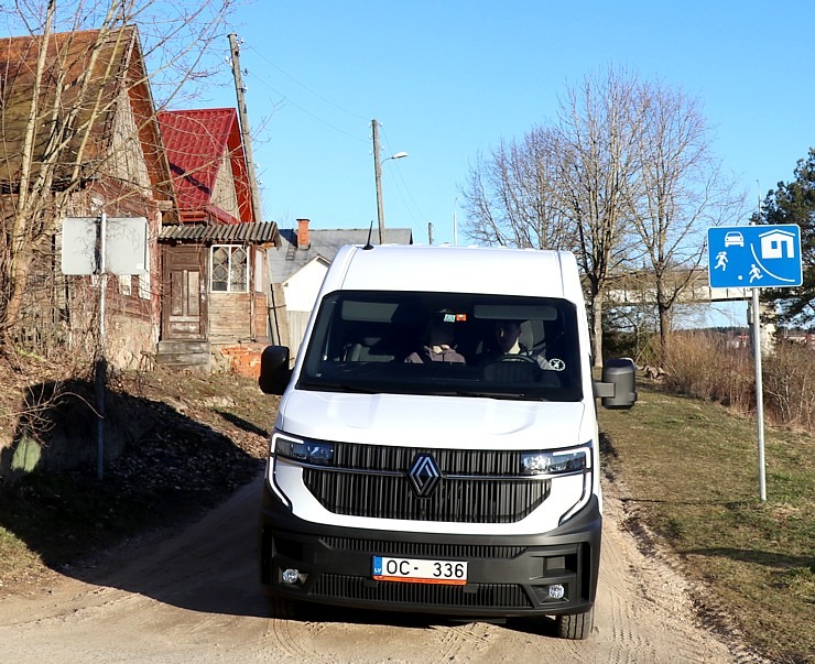 Sadarbībā ar auto nomu «Sixt Latvija» ceļojam ar jauno kravas furgonu «Renault Master» uz Latgali Sadarbībā ar auto nomu «Sixt Latvija» ceļojam ar jauno kravas furgonu «Renault Master» uz Latgali 369262