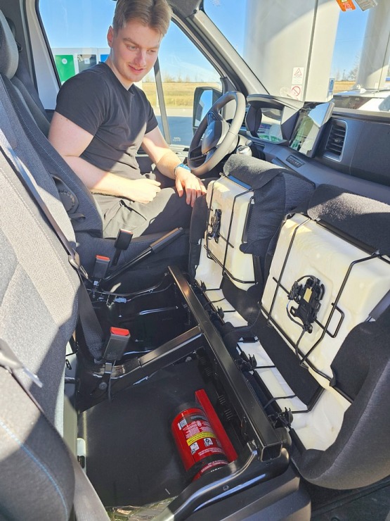 Sadarbībā ar auto nomu «Sixt Latvija» ceļojam ar jauno kravas furgonu «Renault Master» uz Latgali Sadarbībā ar auto nomu «Sixt Latvija» ceļojam ar jauno kravas furgonu «Renault Master» uz Latgali 369267