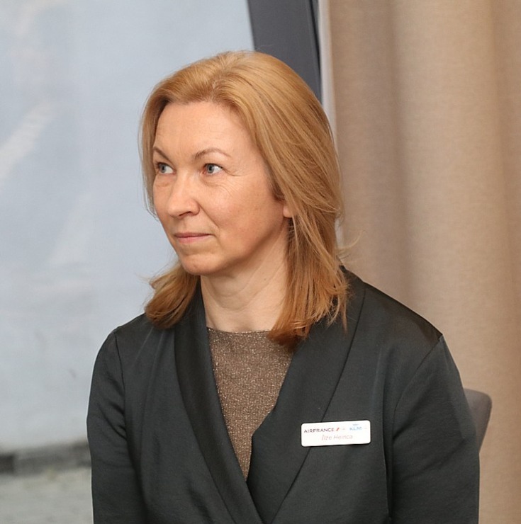 Lidsabiedrība «airBaltic» kopā ar partneriem aicina lidot uz un caur Amsterdamu 369307