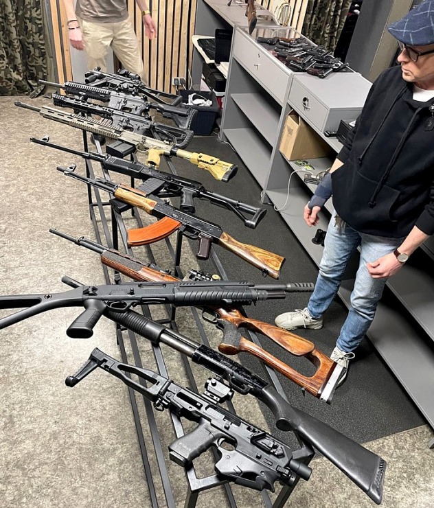 Iepazīstam modernāko šautuvi Baltijas valstīs «Gunrange.lv», kas atrodas Pārdaugavā 370086