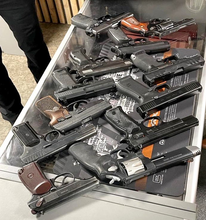 Iepazīstam modernāko šautuvi Baltijas valstīs «Gunrange.lv», kas atrodas Pārdaugavā 370089