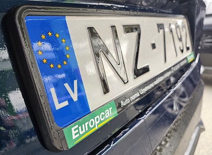 Sadarbībā ar auto nomu «Europcar Latvija» testējam jaunatklāto «Neste Easy Wash» automazgātuvi 370191