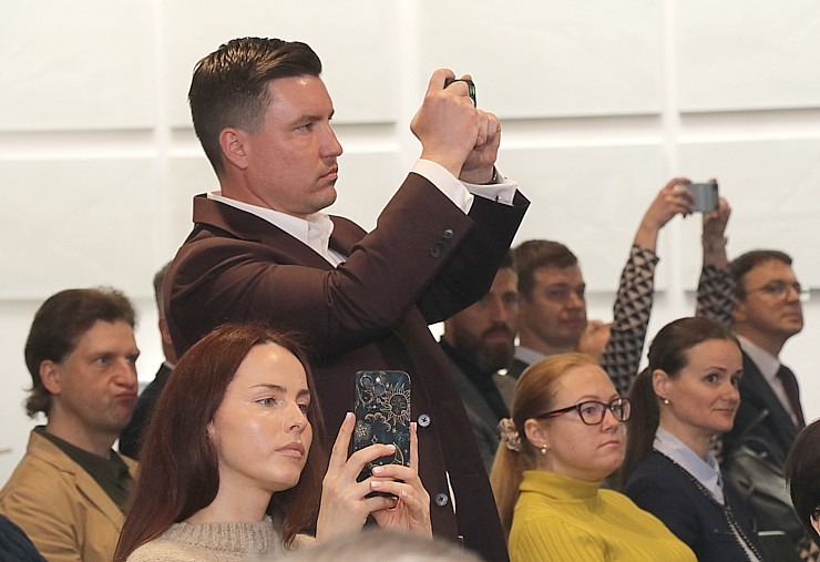 Daži fotomirkļi no Rīgas domes deputātu kandidātu diskusijas Pārdaugavas viesnīcā «Riga Islande Hotel» Links uz video Daži fotomirkļi no Rīgas domes deputātu kandidātu diskusijas Pārdaugavas viesnīcā «Riga Islande Hotel» Links uz video 370378