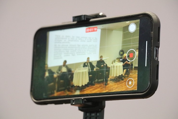 Daži fotomirkļi no Rīgas domes deputātu kandidātu diskusijas Pārdaugavas viesnīcā «Riga Islande Hotel» Links uz video Daži fotomirkļi no Rīgas domes deputātu kandidātu diskusijas Pārdaugavas viesnīcā «Riga Islande Hotel» Links uz video 370353