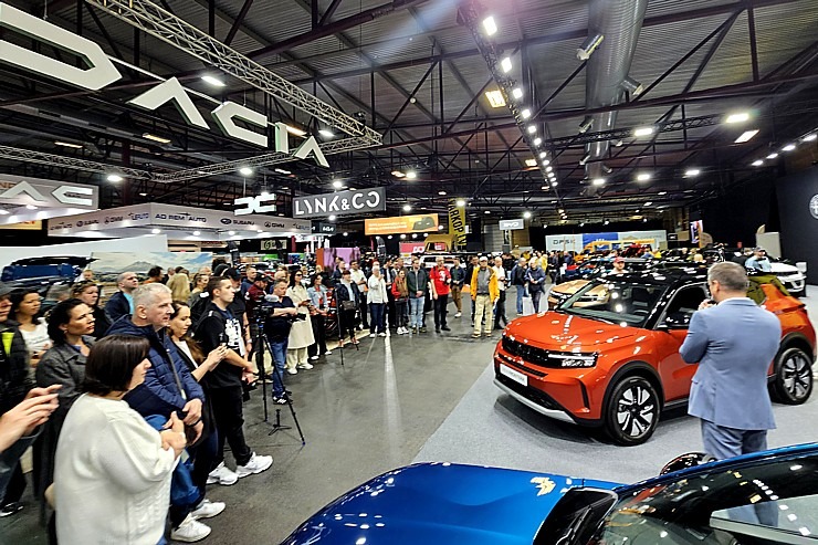 Sadarbībā ar «Europcar Latvija» Travelnews.lv apmeklē starptautisko autoindustrijas izstādi «Auto 2025» Sadarbībā ar «Europcar Latvija» Travelnews.lv apmeklē starptautisko autoindustrijas izstādi «Auto 2025» 370445