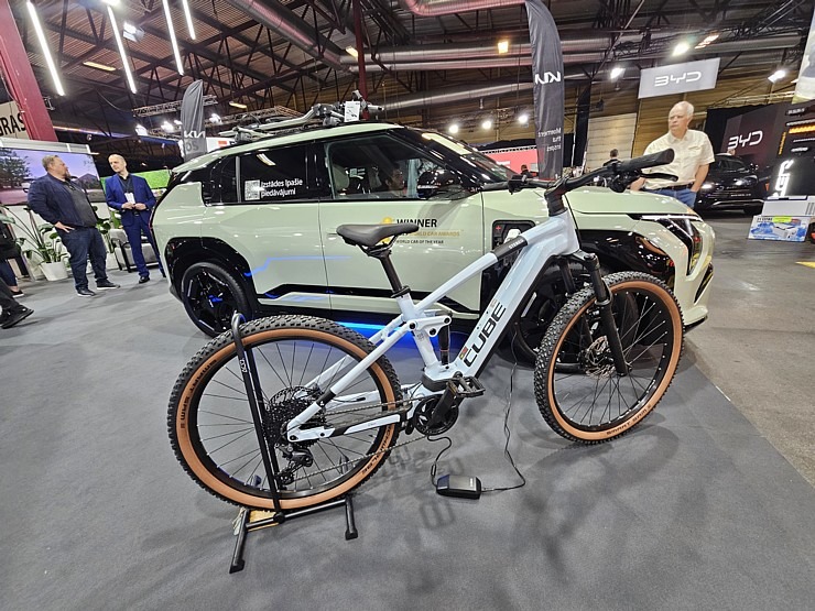 Sadarbībā ar «Europcar Latvija» Travelnews.lv apmeklē starptautisko autoindustrijas izstādi «Auto 2025» Sadarbībā ar «Europcar Latvija» Travelnews.lv apmeklē starptautisko autoindustrijas izstādi «Auto 2025» 370457