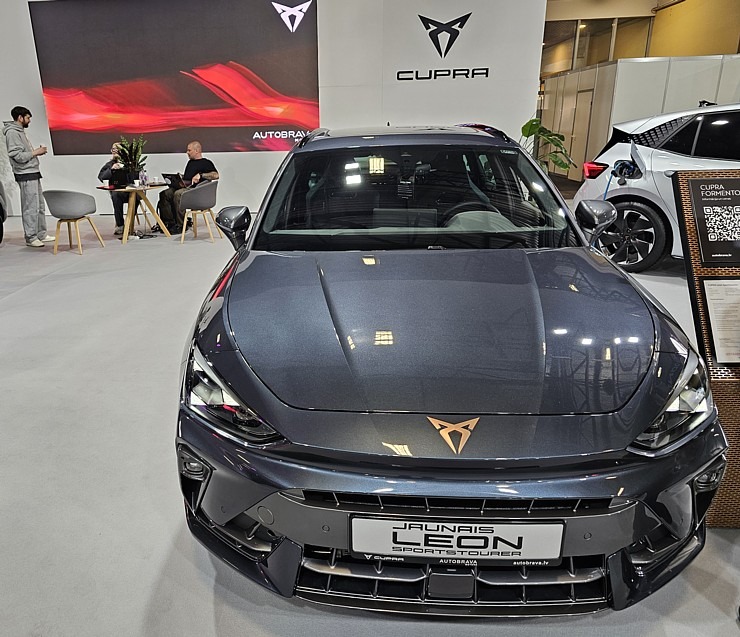 Sadarbībā ar «Europcar Latvija» Travelnews.lv apmeklē starptautisko autoindustrijas izstādi «Auto 2025» Sadarbībā ar «Europcar Latvija» Travelnews.lv apmeklē starptautisko autoindustrijas izstādi «Auto 2025» 370460