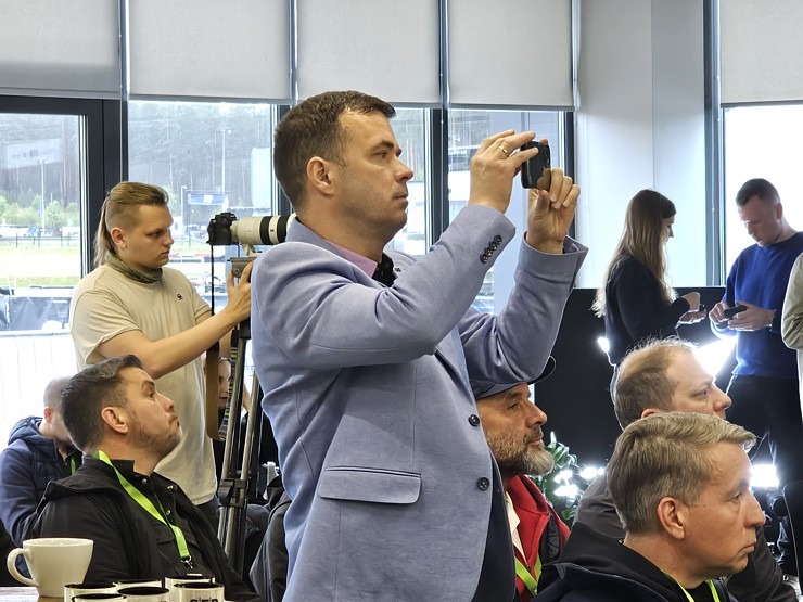 Auto noma «Sixt Latvija» atbalsta elektroauto modeļu konkursu «Latvijas e-Auto 2025/26», kas noslēgsies oktobrī Auto noma «Sixt Latvija» atbalsta elektroauto modeļu konkursu «Latvijas e-Auto 2025/26», kas noslēgsies oktobrī 371067