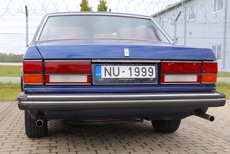Latvijas transfēru kompānija «Ax Group» piedāvā izbraucienus un ceļojumus ar «Rolls-Royce» un šoferi Latvijas transfēru kompānija «Ax Group» piedāvā izbraucienus un ceļojumus ar «Rolls-Royce» un šoferi 371088