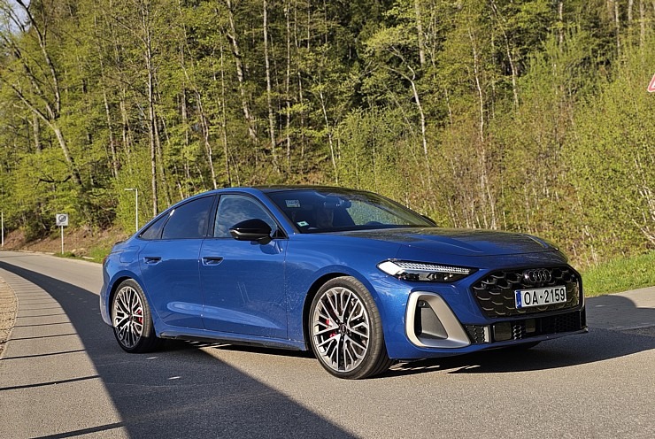  Travelnews.lv ceļo uz Siguldu un Jūrmalu ar jauno un 367 zs jaudīgo «Audi S5 Sedan» 371263