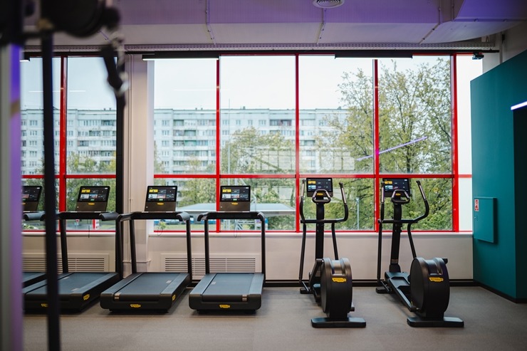 Daži fotomirkļi no jaunā sporta kluba «MyFitness Pļavnieki» biznesa centrā «MARS». Foto: Edijs Elksnis Daži fotomirkļi no jaunā sporta kluba «MyFitness Pļavnieki» biznesa centrā «MARS». Foto: Edijs Elksnis 371407