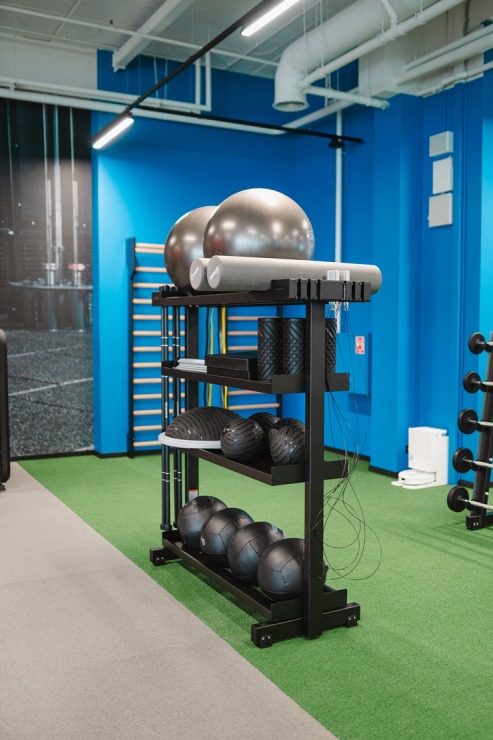 Daži fotomirkļi no jaunā sporta kluba «MyFitness Pļavnieki» biznesa centrā «MARS». Foto: Edijs Elksnis Daži fotomirkļi no jaunā sporta kluba «MyFitness Pļavnieki» biznesa centrā «MARS». Foto: Edijs Elksnis 371414