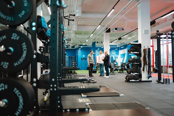Daži fotomirkļi no jaunā sporta kluba «MyFitness Pļavnieki» biznesa centrā «MARS». Foto: Edijs Elksnis Daži fotomirkļi no jaunā sporta kluba «MyFitness Pļavnieki» biznesa centrā «MARS». Foto: Edijs Elksnis 371416