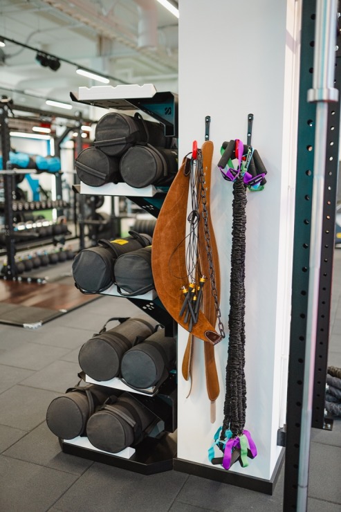 Daži fotomirkļi no jaunā sporta kluba «MyFitness Pļavnieki» biznesa centrā «MARS». Foto: Edijs Elksnis Daži fotomirkļi no jaunā sporta kluba «MyFitness Pļavnieki» biznesa centrā «MARS». Foto: Edijs Elksnis 371417
