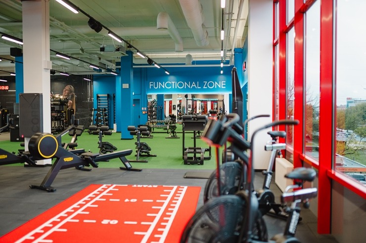 Daži fotomirkļi no jaunā sporta kluba «MyFitness Pļavnieki» biznesa centrā «MARS». Foto: Edijs Elksnis Daži fotomirkļi no jaunā sporta kluba «MyFitness Pļavnieki» biznesa centrā «MARS». Foto: Edijs Elksnis 371420