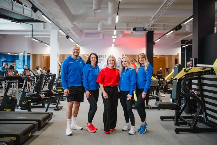 Daži fotomirkļi no jaunā sporta kluba «MyFitness Pļavnieki» biznesa centrā «MARS». Foto: Edijs Elksnis Daži fotomirkļi no jaunā sporta kluba «MyFitness Pļavnieki» biznesa centrā «MARS». Foto: Edijs Elksnis 371423