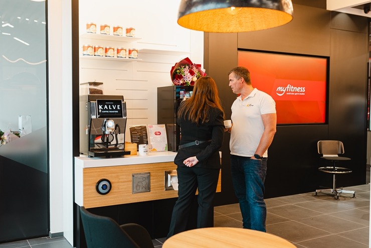 Daži fotomirkļi no jaunā sporta kluba «MyFitness Pļavnieki» biznesa centrā «MARS». Foto: Edijs Elksnis Daži fotomirkļi no jaunā sporta kluba «MyFitness Pļavnieki» biznesa centrā «MARS». Foto: Edijs Elksnis 371424