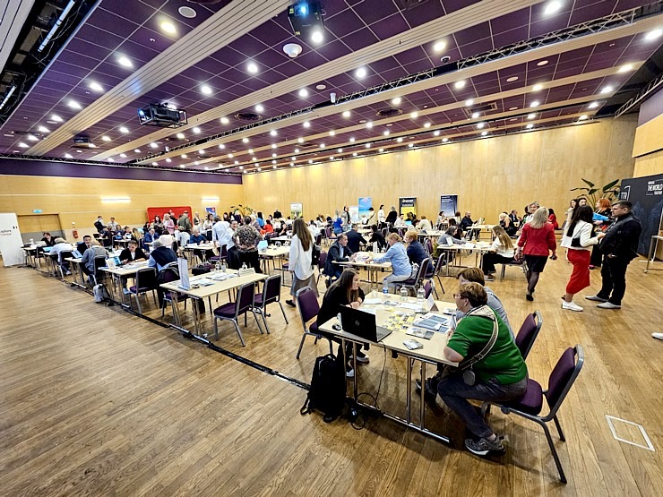 Latvijas tūrisma firmas satiekas kontaktbiržā «TTR Baltic 2025», «Radisson Blu Latvija Conference & Spa Hotel» 371520