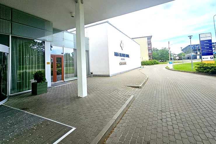 Pārdaugavas viesnīca «Riga Islande Hotel» jumta terase piedāvā burvīgu panorāmas skatu un garšīgu ēdienkarti 371776