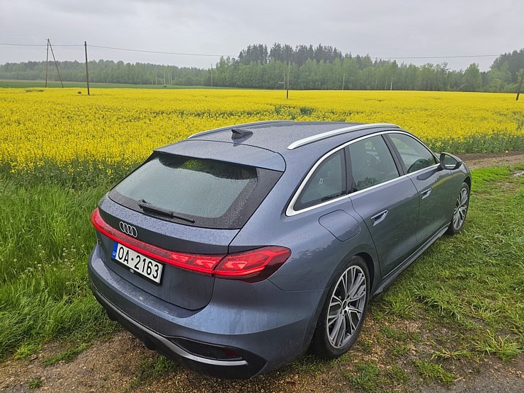 Travelnews.lv apceļo Latviju ar jauno un ceļojumiem draudzīgo «Audi A5 Avant» 371853