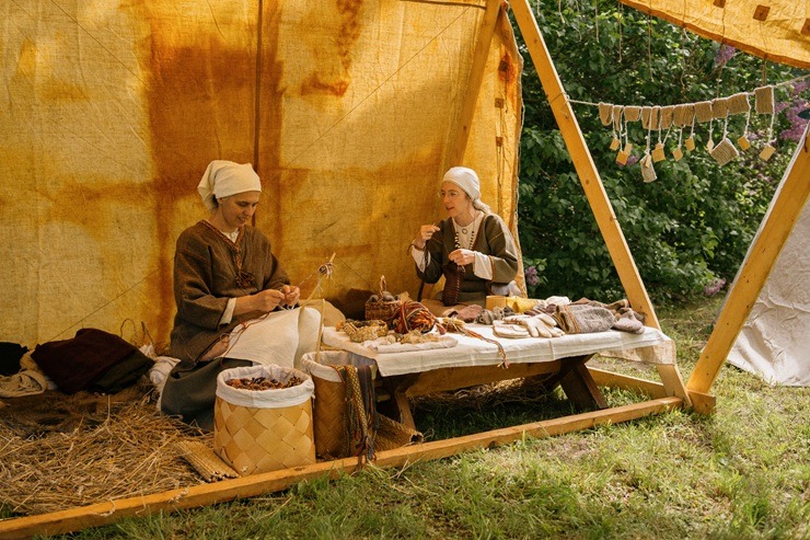 Ar daudzpusīgu programmu Dienvidkurzemes pilsētā Grobiņā svin svētkus 371997