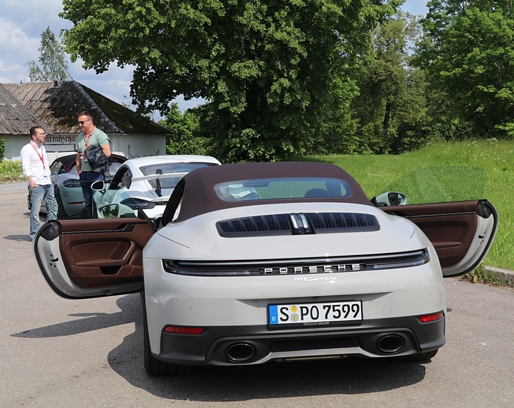 Apceļojam Latviju ar sešiem dažādiem Porsche 911 un 718 spēkratiem 372606