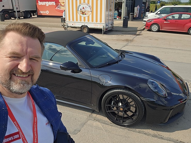 Iepazīstam 300 km garā maršrutā sešus dažādus Porsche 911 un 718 spēkratus 372642
