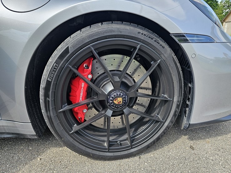 Iepazīstam 300 km garā maršrutā sešus dažādus Porsche 911 un 718 spēkratus 372660