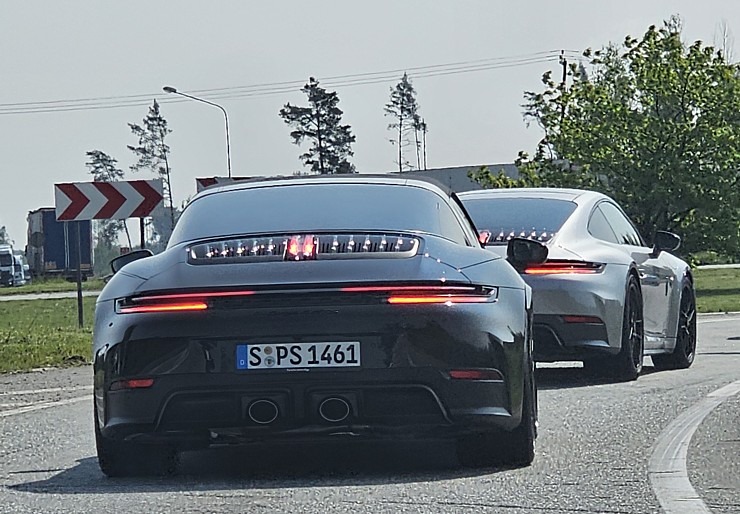 Iepazīstam 300 km garā maršrutā sešus dažādus Porsche 911 un 718 spēkratus 372637