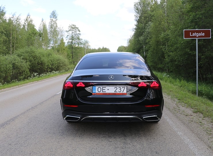 Sadarbībā ar auto nomu «SIXT Latvija» un «Mercedes-Benz E 200 Sedan» apceļojam Latgali 372749