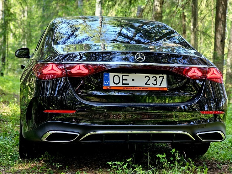 Sadarbībā ar auto nomu «SIXT Latvija» un «Mercedes-Benz E 200 Sedan» apceļojam Latgali 372757