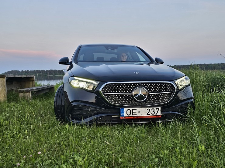 Sadarbībā ar auto nomu «SIXT Latvija» un «Mercedes-Benz E 200 Sedan» apceļojam Latviju 372896
